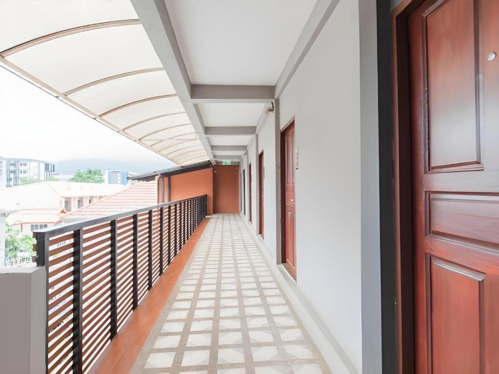 B2 Santitham Boutique & Budget Hotel Chiang Mai